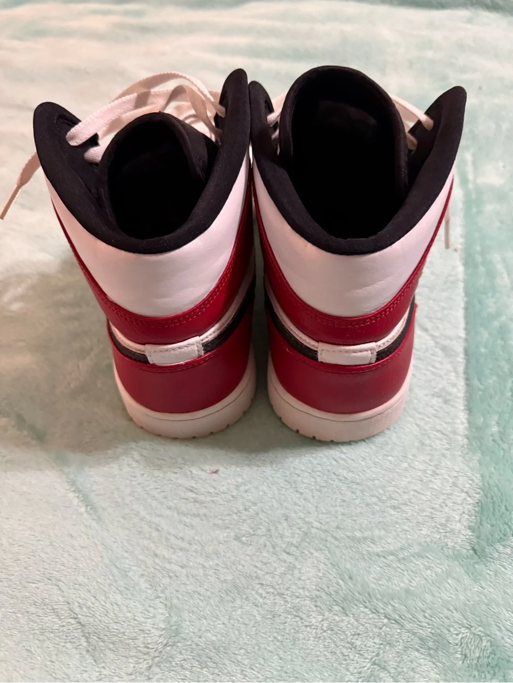 Nike Air Jordan 1 Mid 